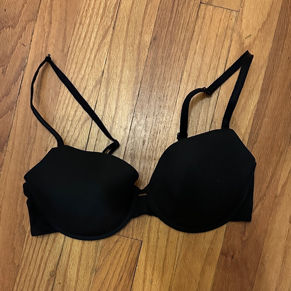 Chantelle Black Bra - Picture 1 of 6